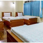 Mom Guesthouse