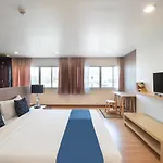 Capital O 737 Beyond Suite Rama8