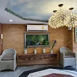 The Montana Lodge-Sathorn