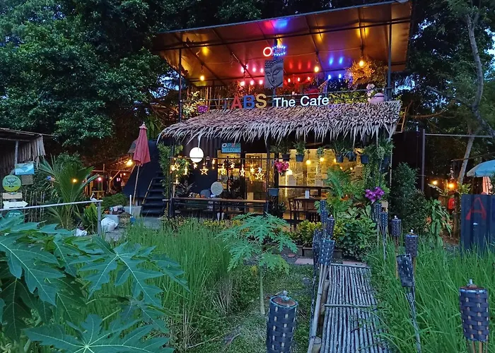 Do Dee Cafe Bangkok Hostel