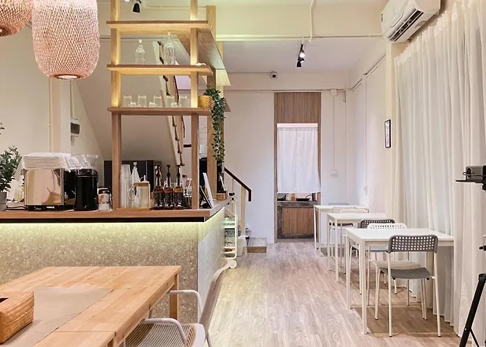 Ben&Pooh Hostel Bangkok