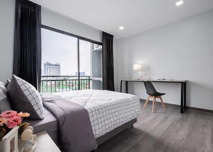 Aqua Residences อควา เรสซิเดนซ์ ห้องพักใหม่ให้เช่า ติดรถไฟฟ้าสถานีวุฒากาศ