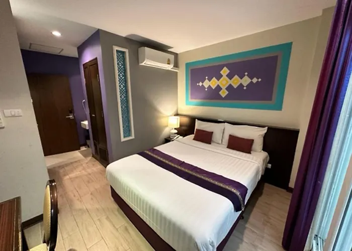 Sawasdee Hotel @ Sukhumvit Soi 8