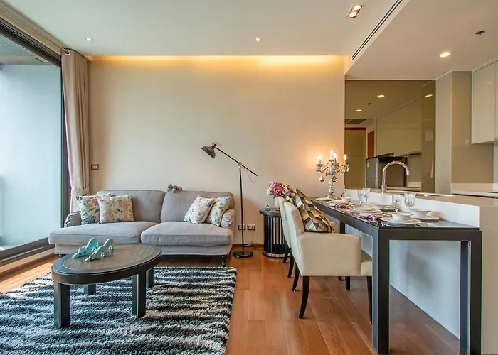 Luxury 1Bed 1Bath 300M Bts Phrom Phong, Emporium Emsphere Emquartier