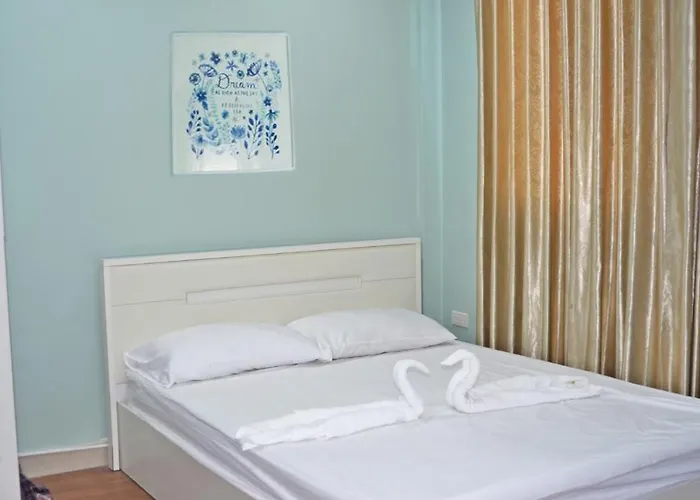 Baanpin Hotel & Cafe