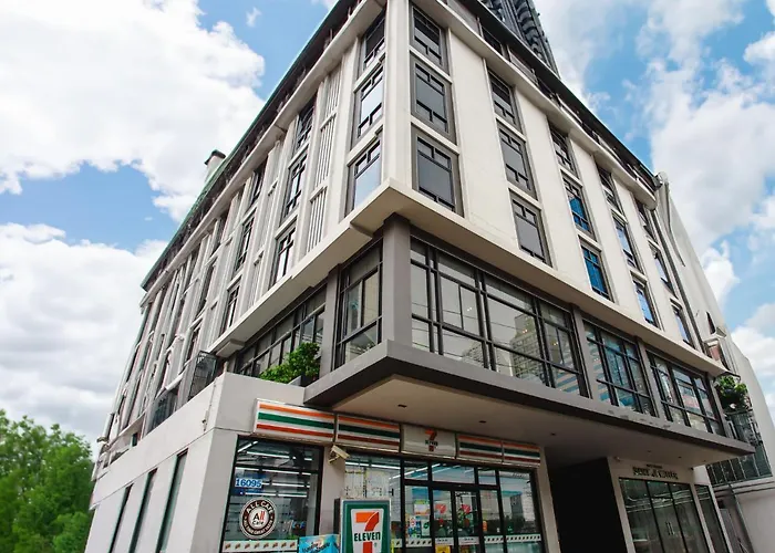 Sam E Hotel Bangkok Sathorn