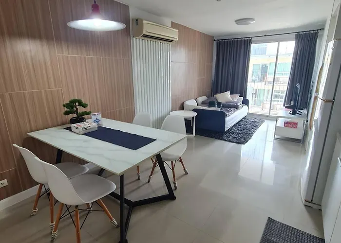 Spacious Condo In Bkk