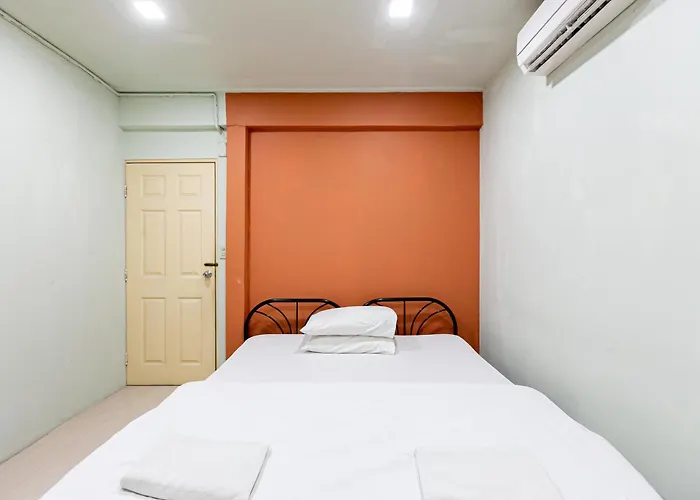 Freesia Saladaeng Silom Apartments