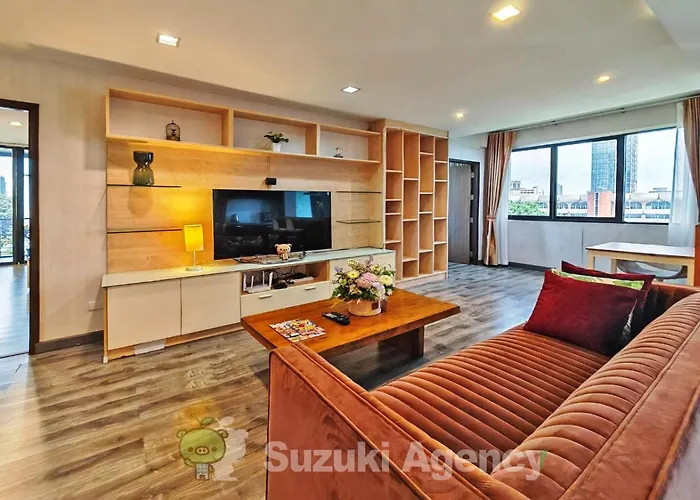 W8 Low Rise Lux Condo, 2 Bedroom Private Floor, Hip Central Bkk 5 Min From Thonglo Bts Station, All Ok After The Earthquake