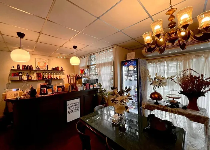 Midnight Crepes Homecafe/Lifestyle Studio