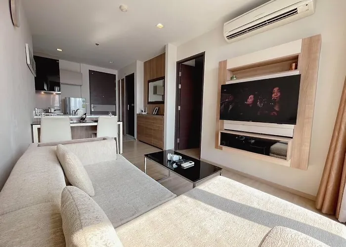 Luxurious Downtown River View Chao Phraya River
