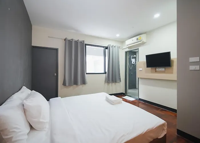 Mitr Inn Mrt Samyot Station - The Grand Palace มิตร อินน์ พระบรมมหาราชวัง