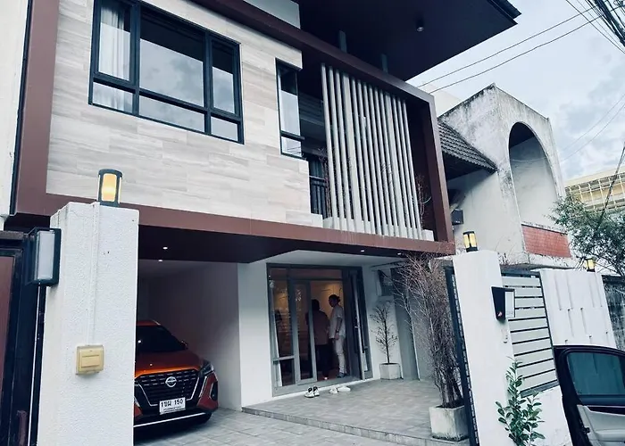 Ekkamai三卧三卫小别墅独栋带停车位