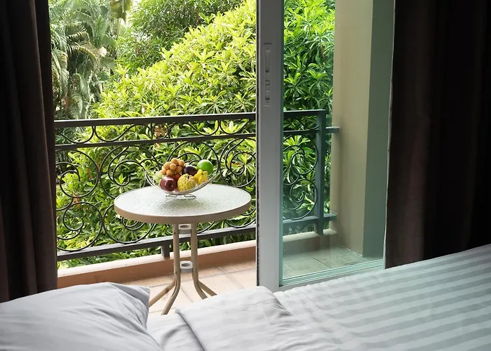 Greenview Ekkamai10 Suite