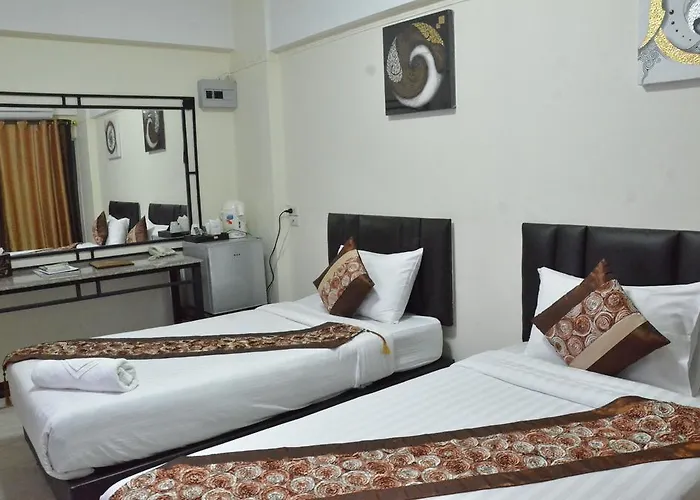 Nawarat Resort & Serviced Apartment