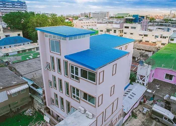 S.E.T Thanmongkol Residence
