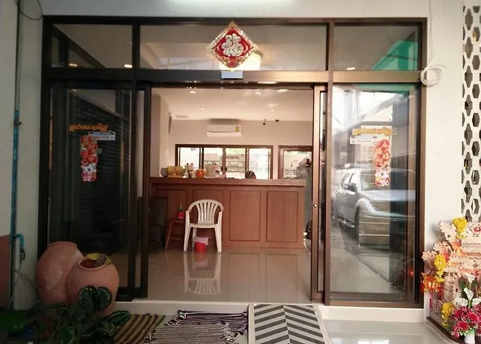 Suksawad Hotel