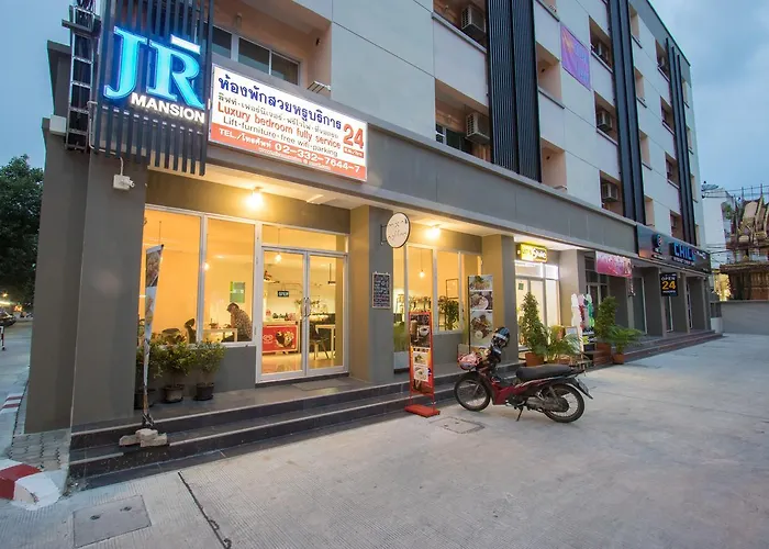 Jr Mansion On Nut Soi 25