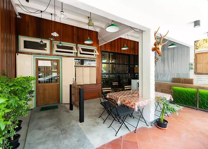 Home & Hashery Boutique House