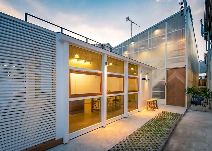 Morn-Ing Hostel