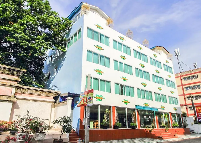 Oyo 410 Diamond Boutique Hostel