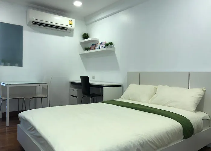 Flawless Sathorn Residence