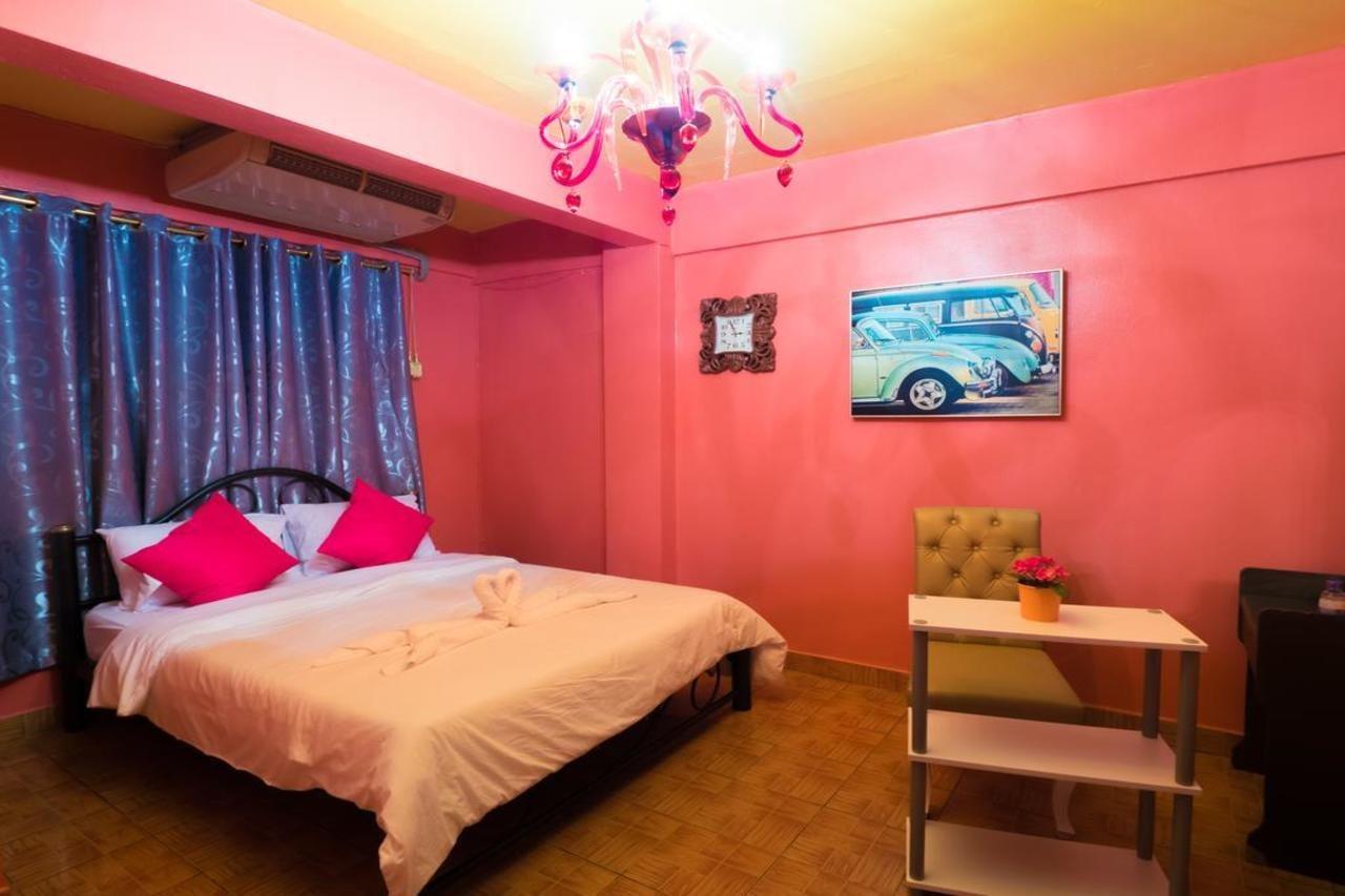 De Sky Sukhumvit Ekkamai 3* Bangkok