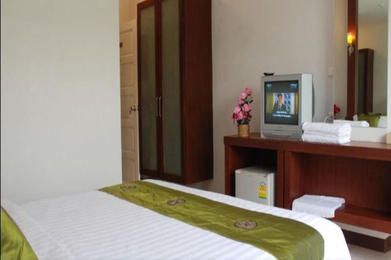 Hotel Kaset Nawamin Bangkok