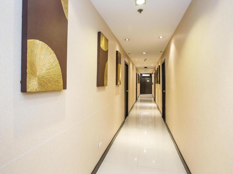 Hotel The Bells 3*