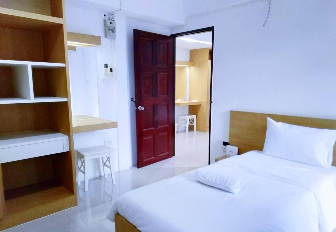 Beerapan Hostel Bangkok