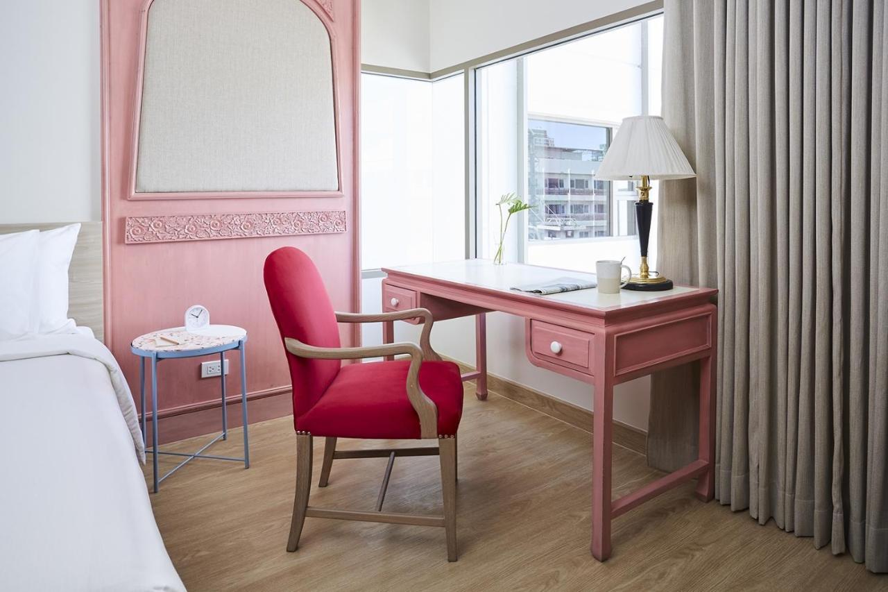 56 Surawong Hotel