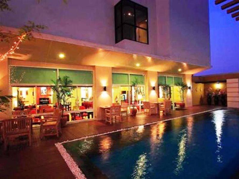 Atrium Boutique Bangkok