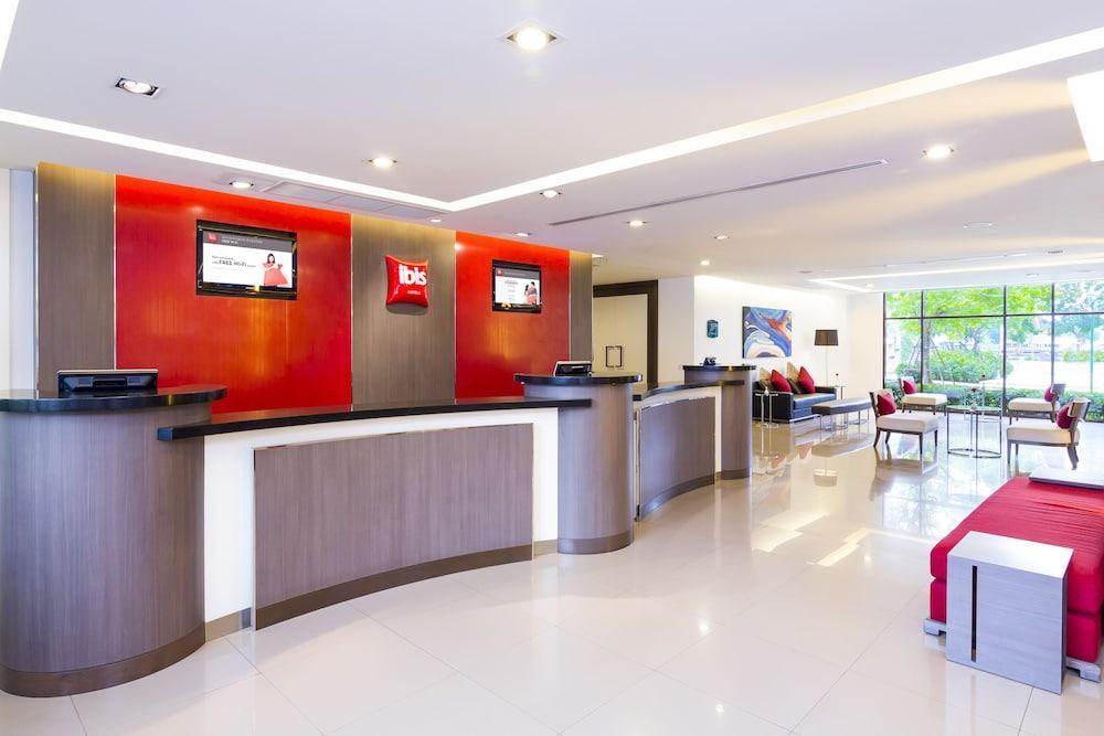 Ibis Riverside 3*