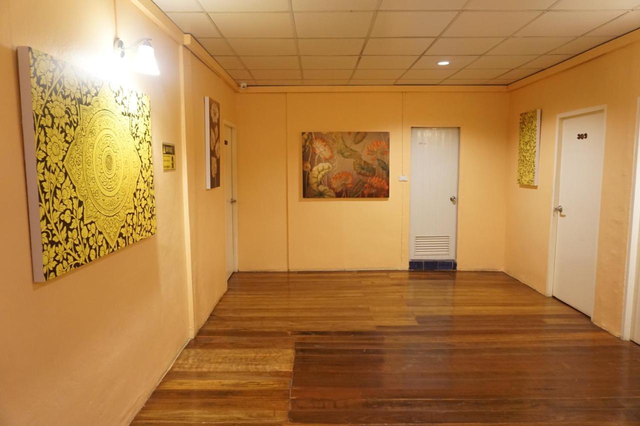 Hotel At Smile House Bangkok