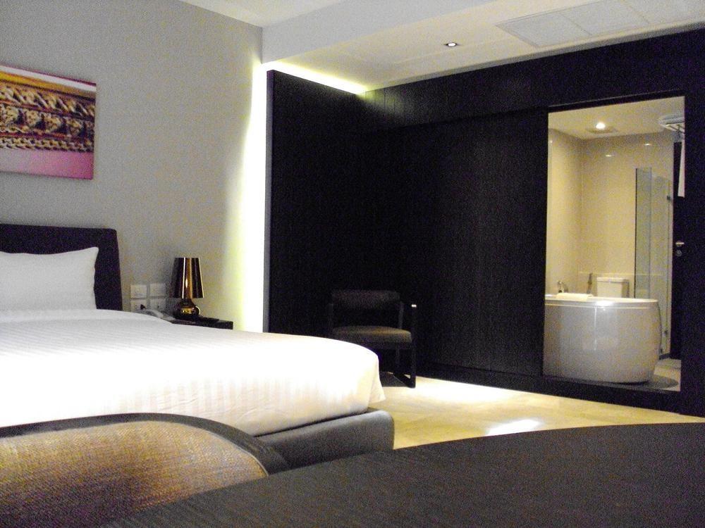 S Ratchada Leisure - Sha Hotel 5*
