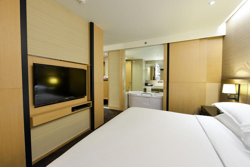 Hotel Four Points By Sheraton Bangkok, Sukhumvit 15 Banguecoque