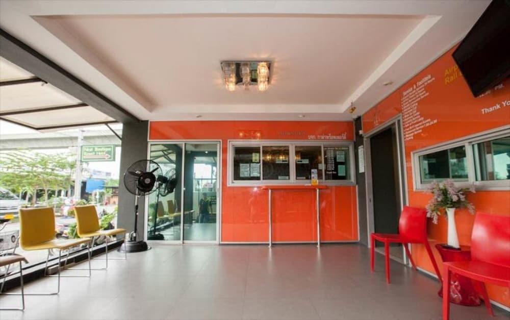 Nest Boutique Hotel 4*