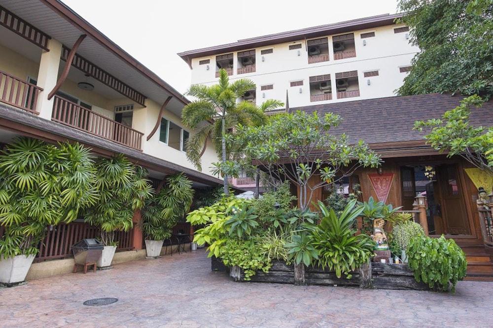 Orchid Hotel Bangkok