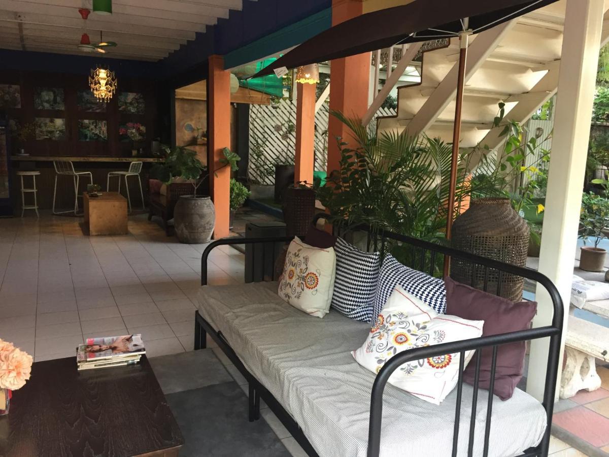 Issara House