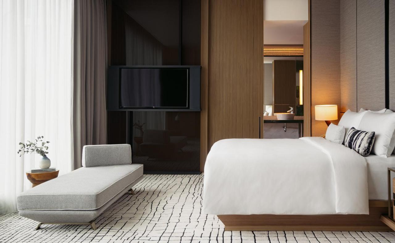 Kimpton Maa-lai By Ihg Hotel