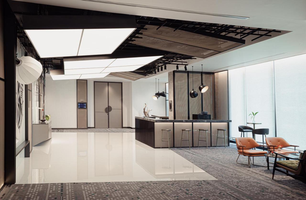 Kimpton Maa-lai By Ihg Hotel Bangkok