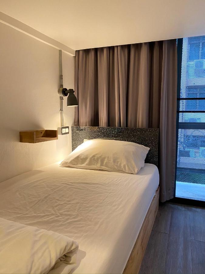 Asrama Monomer Bangkok