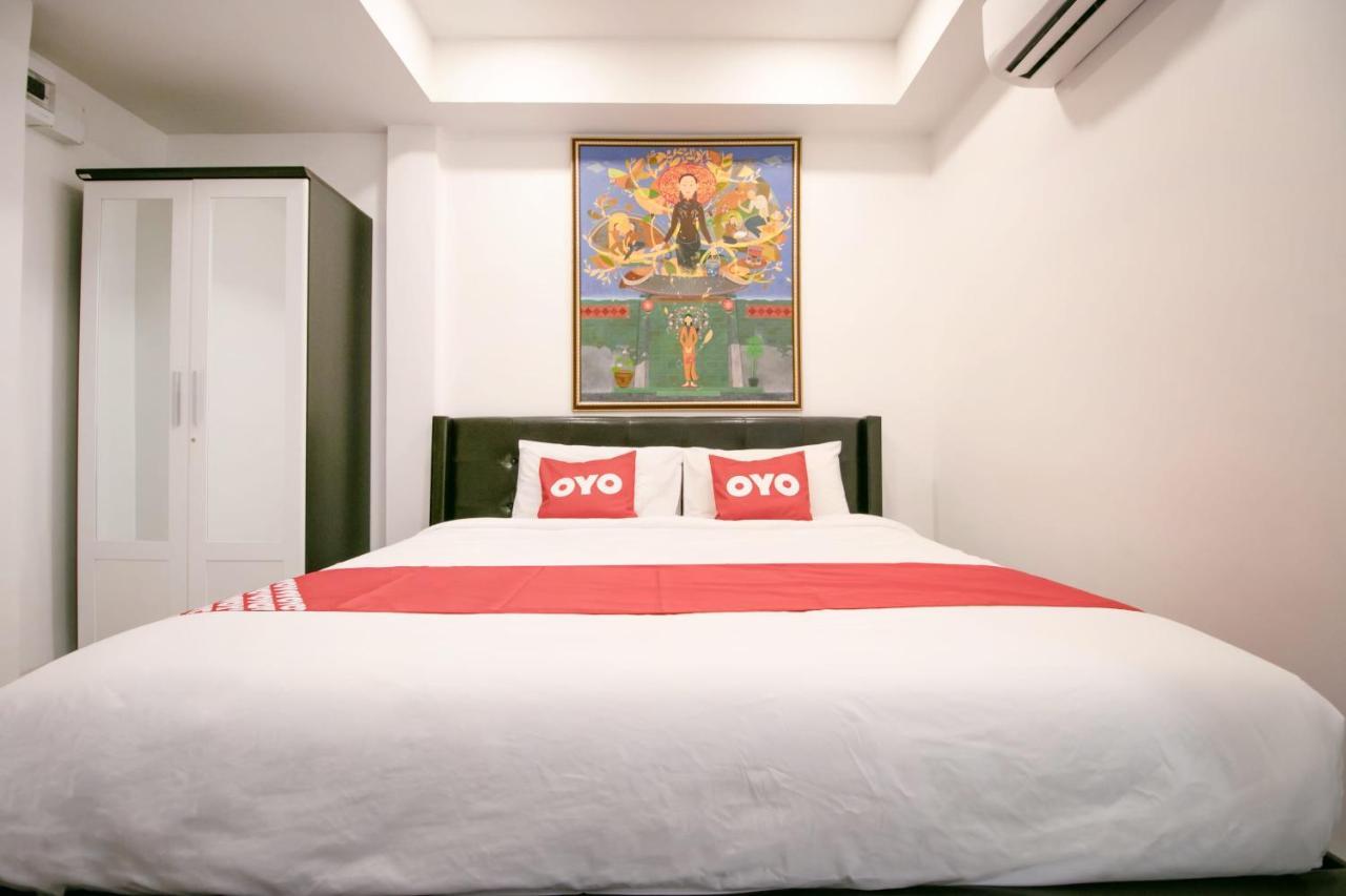 Oyo 568 Art Hua Lamphong Hotel