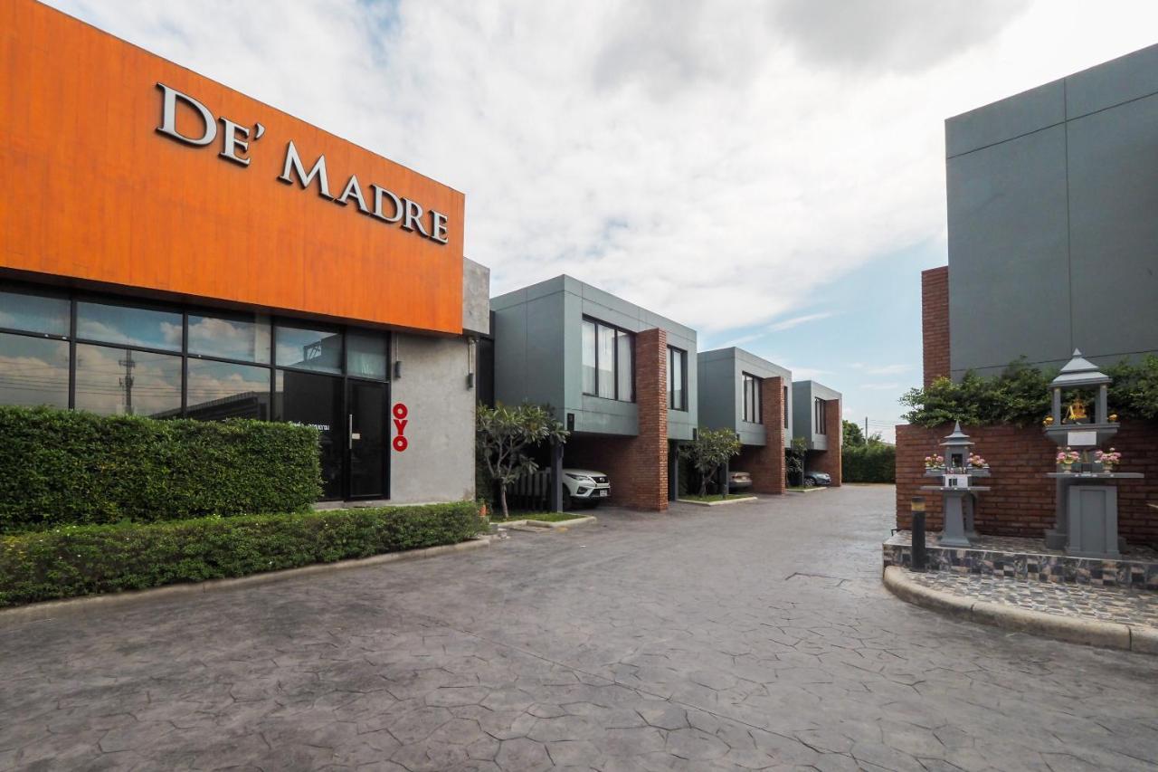 Oyo 75368 Demadre Hotel 3*