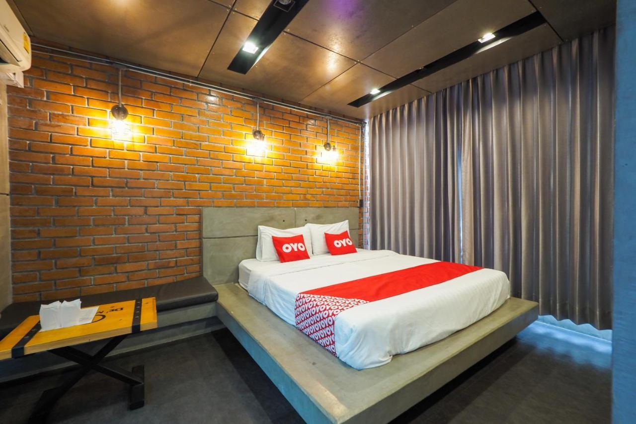 Hotel Oyo 75368 Demadre 3*