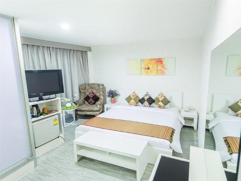 Pratunam Hotel