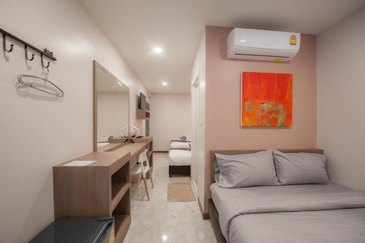 Hostel The Moon Night