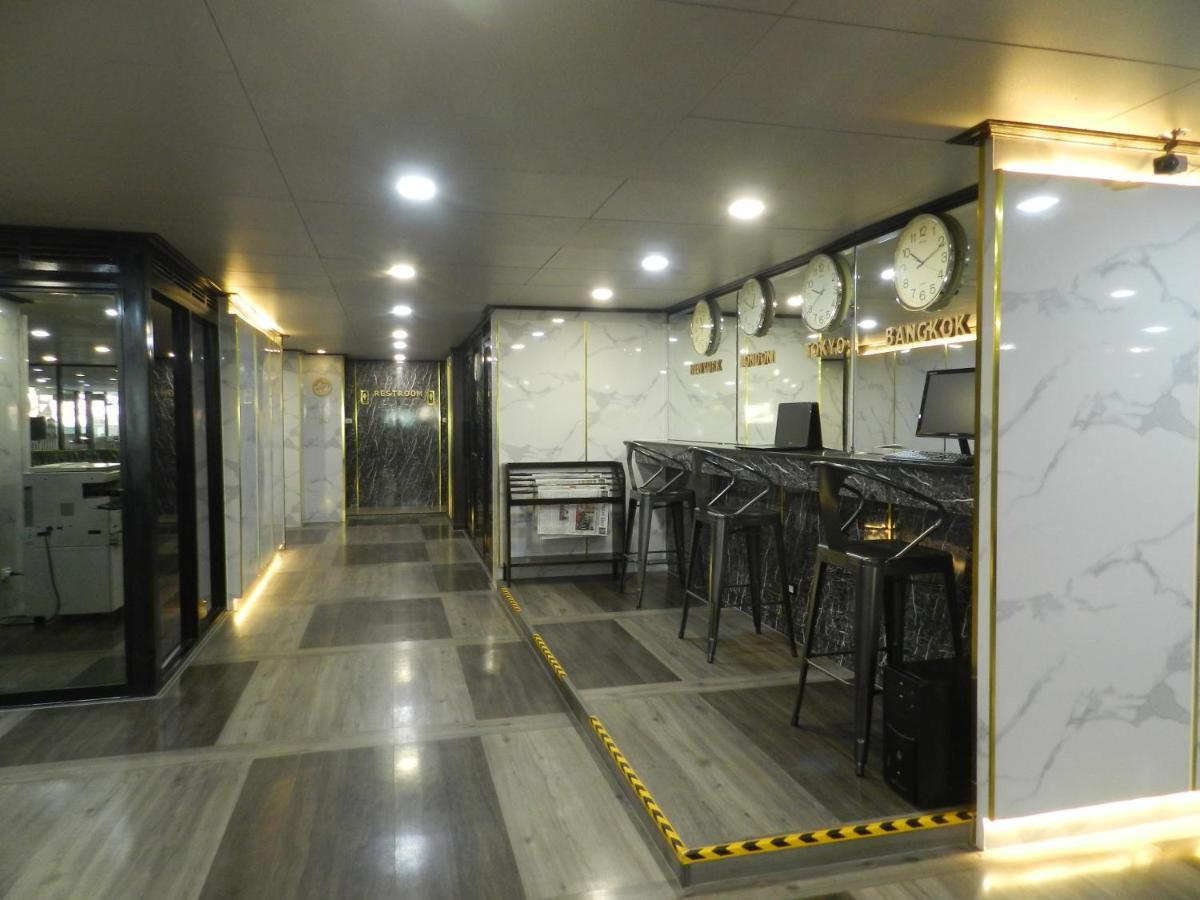 Nanatai Hotel 3*