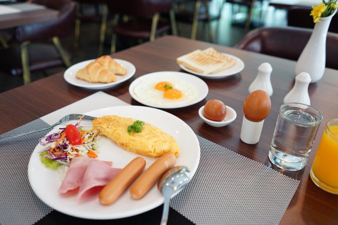 Picnic - Rang Nam Hotel 4*