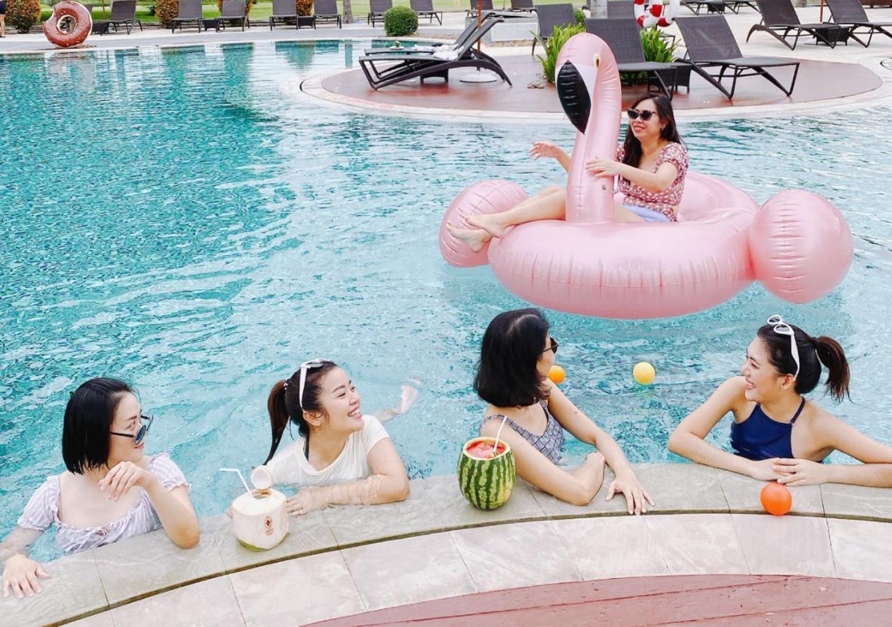 Eastin Thana Golf Resort Bangkok